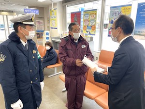 標茶町防犯協会の歳末特別警戒出発式に参加しました。