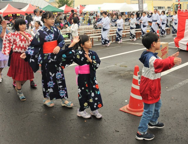 しべちゃ納涼夏祭り楽天広場